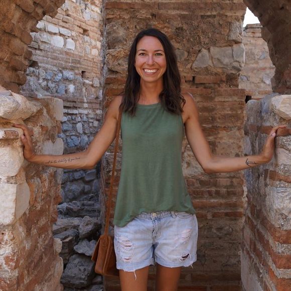 Meet your Posher, Kimberly - Picture 1 of 1